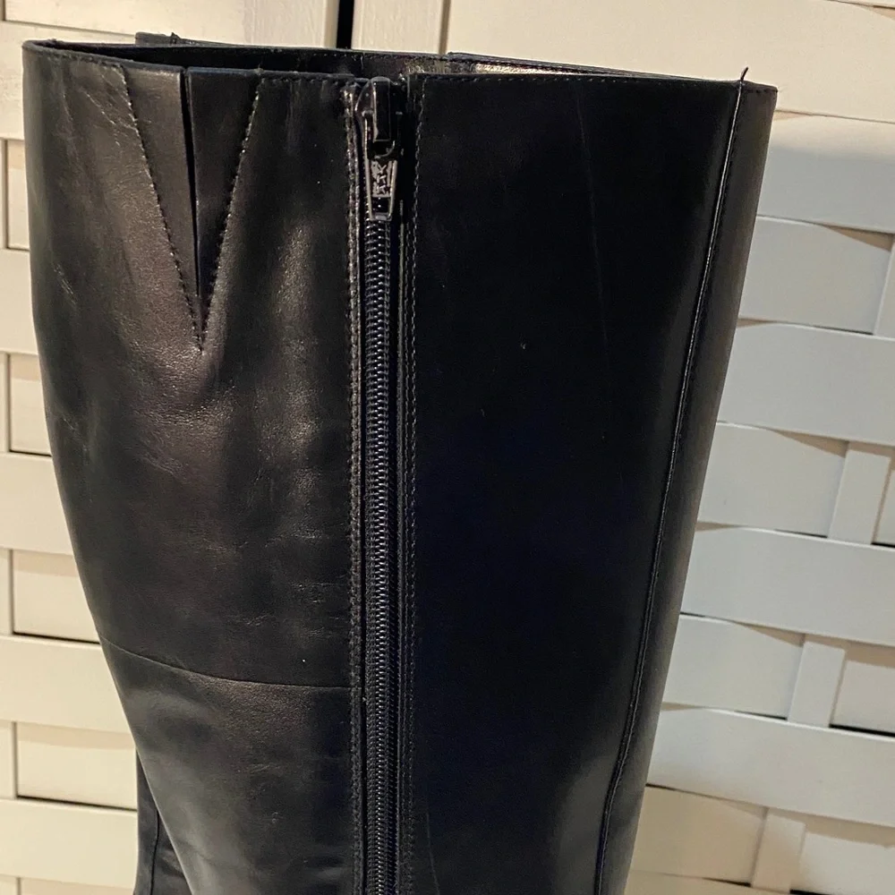 Bandolino Elegant Black Leather Knee-High Boots size 10 - Picture 3 of 8